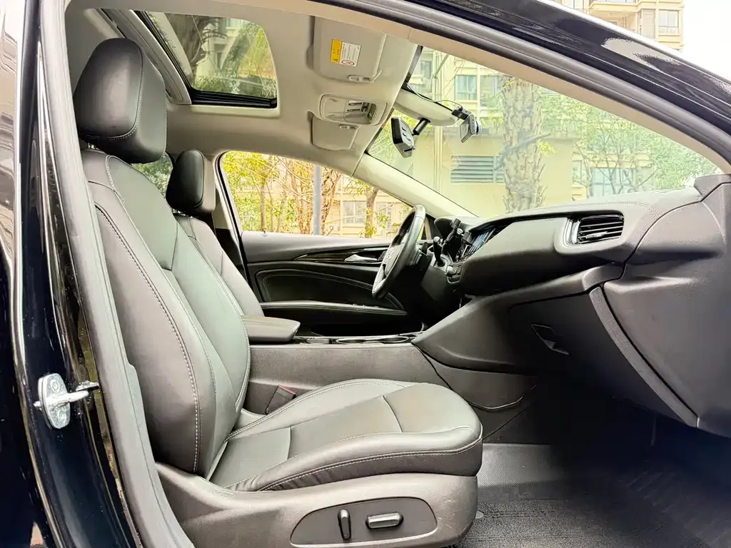 Buick Regal 2024 из CN, фото 5