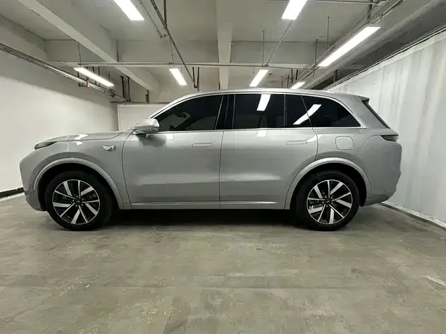Li Auto L8 2023 из CN, фото 2