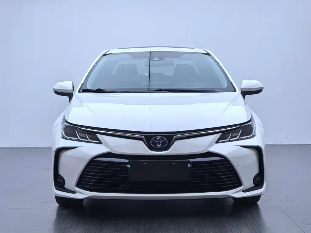 Toyota Corolla — фото 2