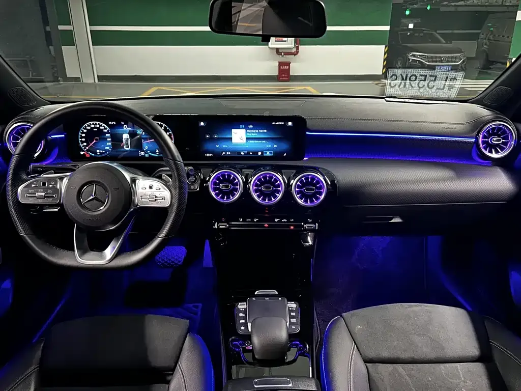 Mercedes-Benz A-Class — фото 10