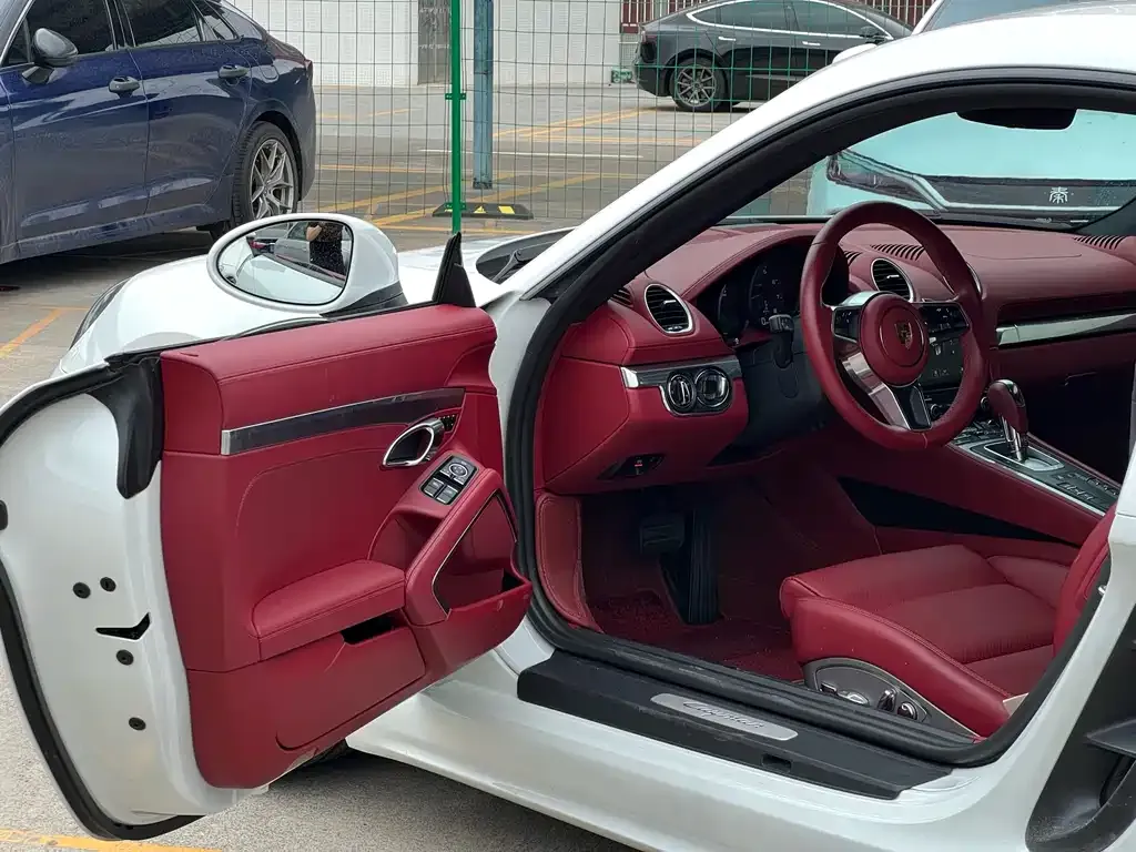 Porsche 718 2023 из CN, фото 9