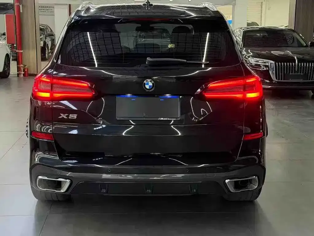 BMW X5 2022 из CN, фото 2