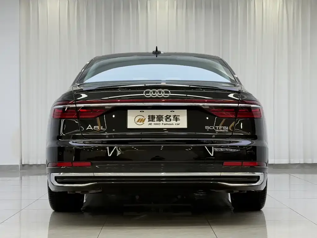 Audi A8 2025 из CN, фото 7