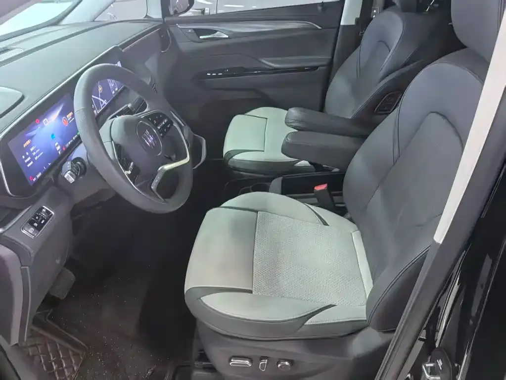 Buick GL8 Hybrid 2025 из CN, фото 2