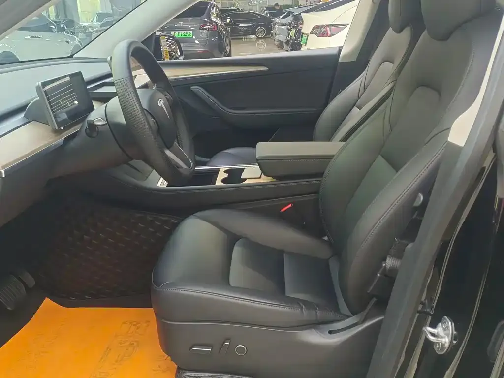 Tesla Model Y 2022 из CN, фото 7