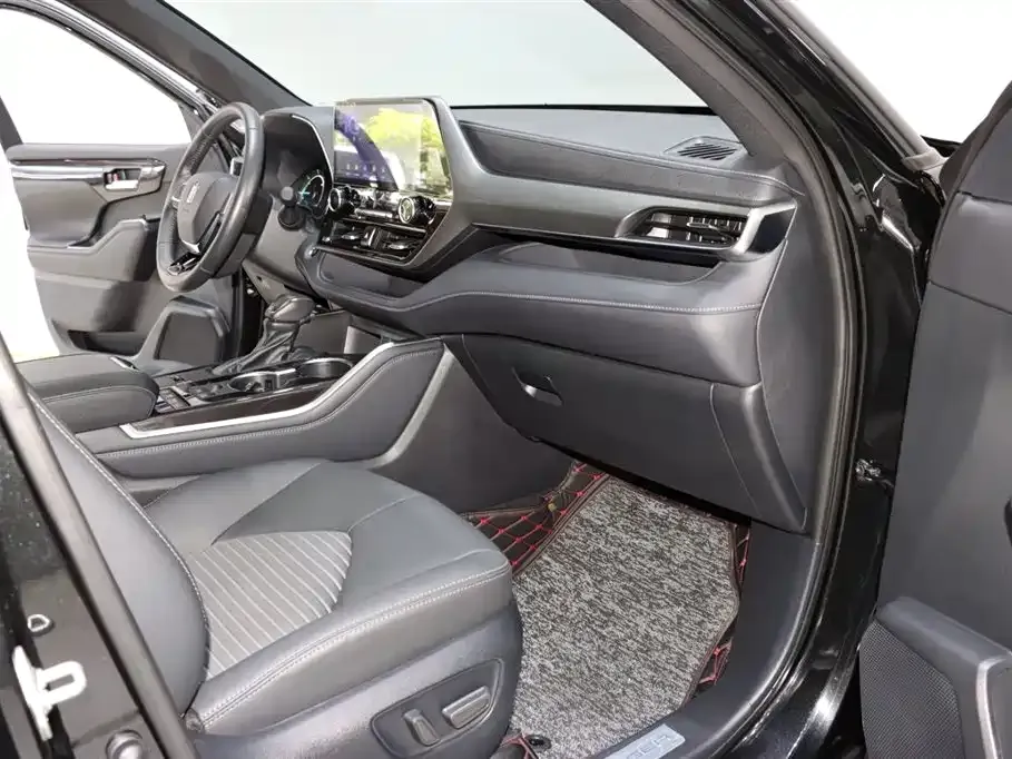 Toyota Crown Kluger 2024 из CN, фото 7