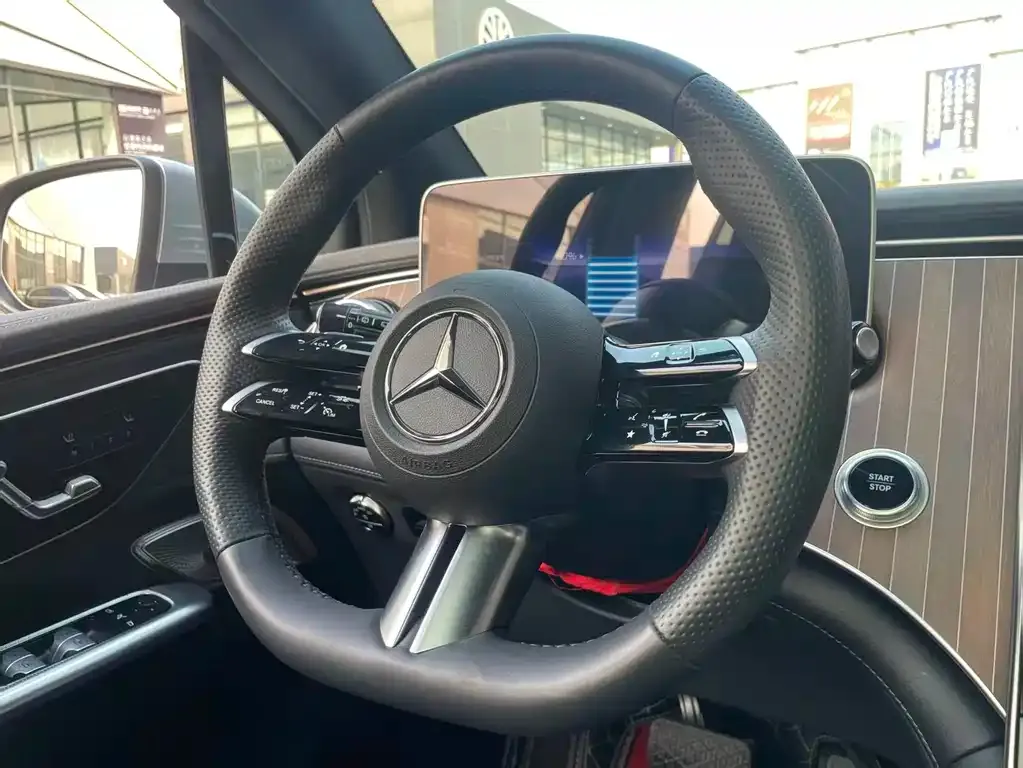 Mercedes-Benz EQE SUV 2025 из CN, фото 3