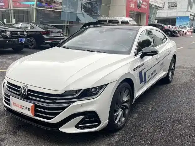 Volkswagen CC 2024 из CN, фото 1