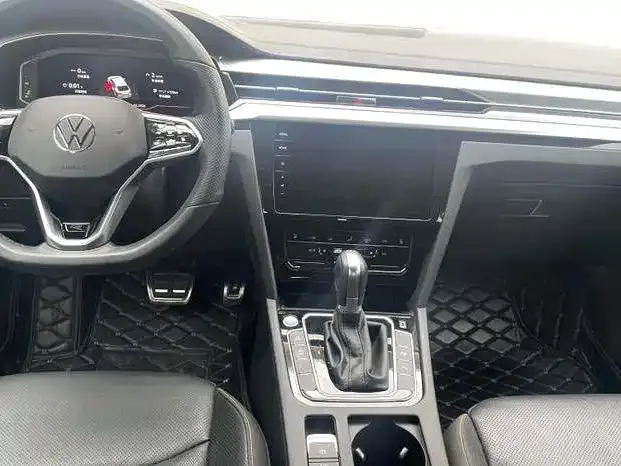 Volkswagen CC 2024 из CN, фото 8