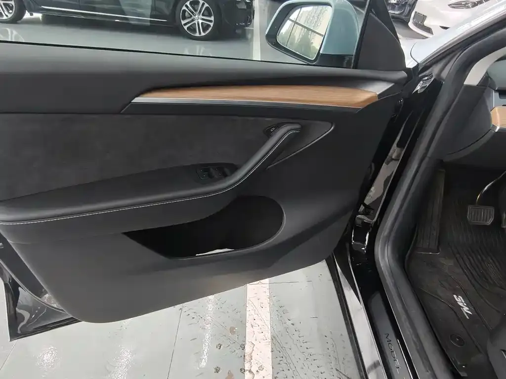 Tesla Model Y 2022 из CN, фото 2