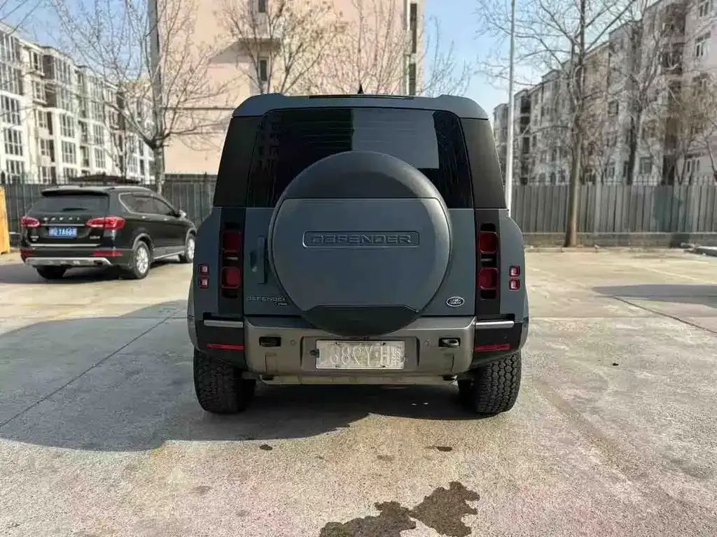 Land Rover Defender — фото 6