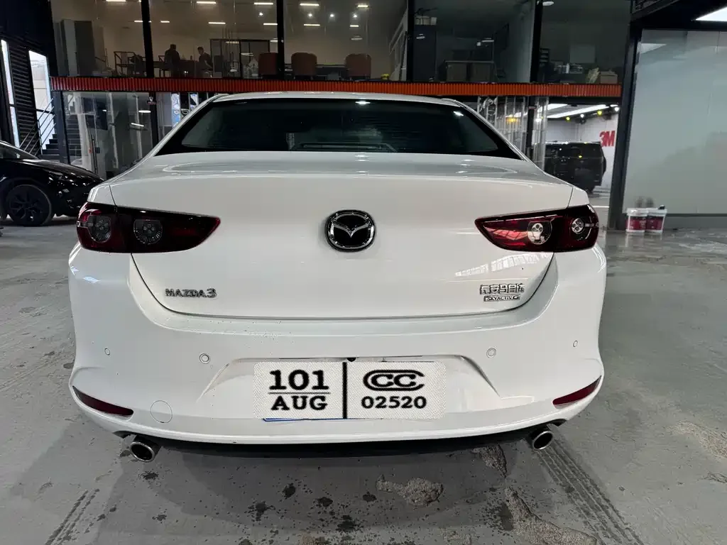 Mazda 3 Axela 2023 из CN, фото 6