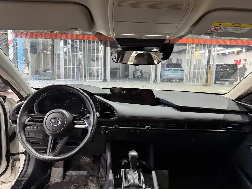 Mazda 3 Axela 2023 из CN, фото 7