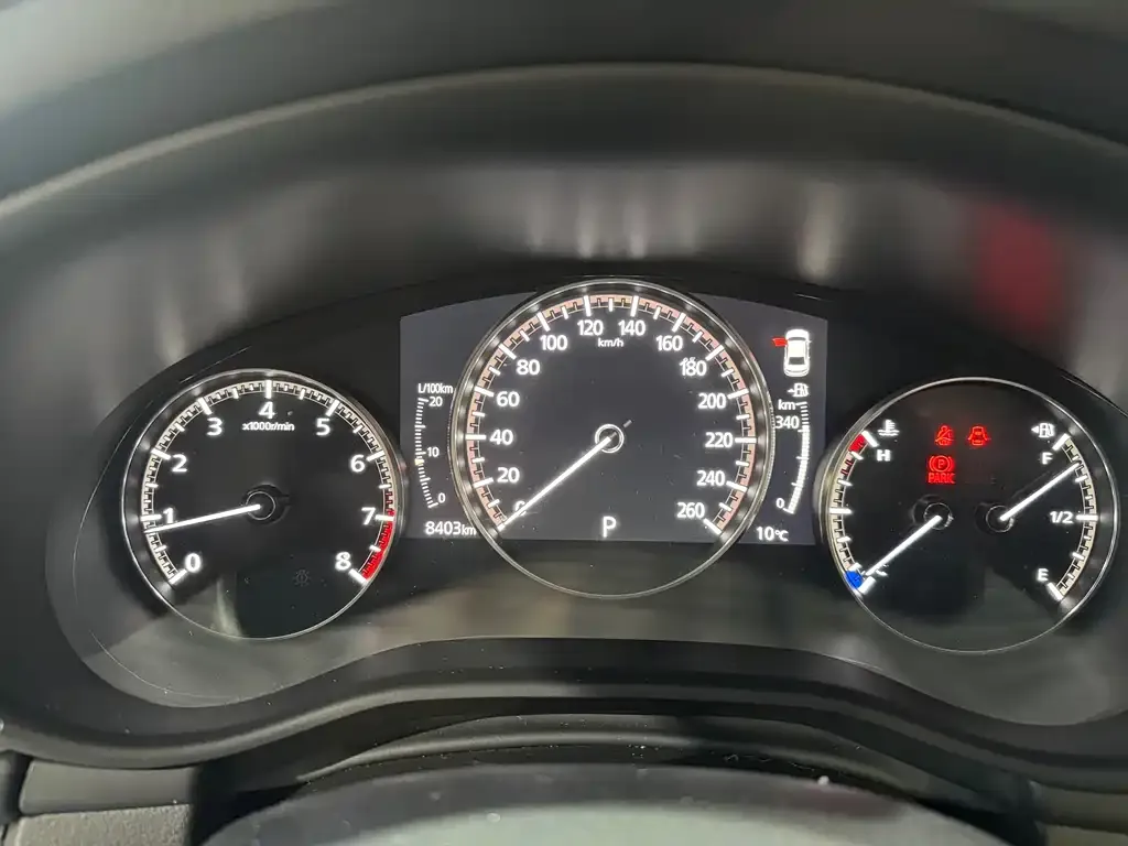 Mazda 3 Axela 2023 из CN, фото 8