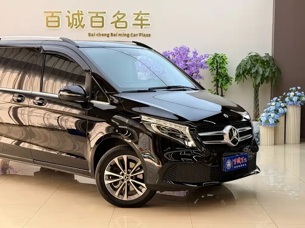 Mercedes-Benz V-Class 2022 из CN, фото 2