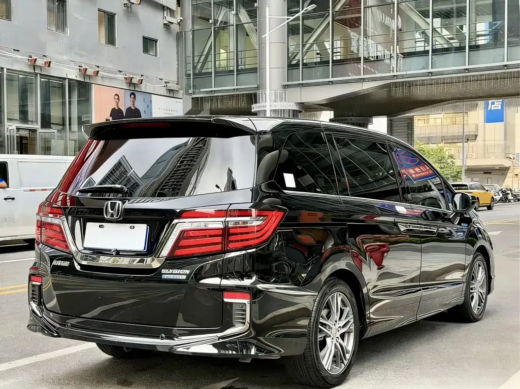 Honda Elysion 2021 из CN, фото 9