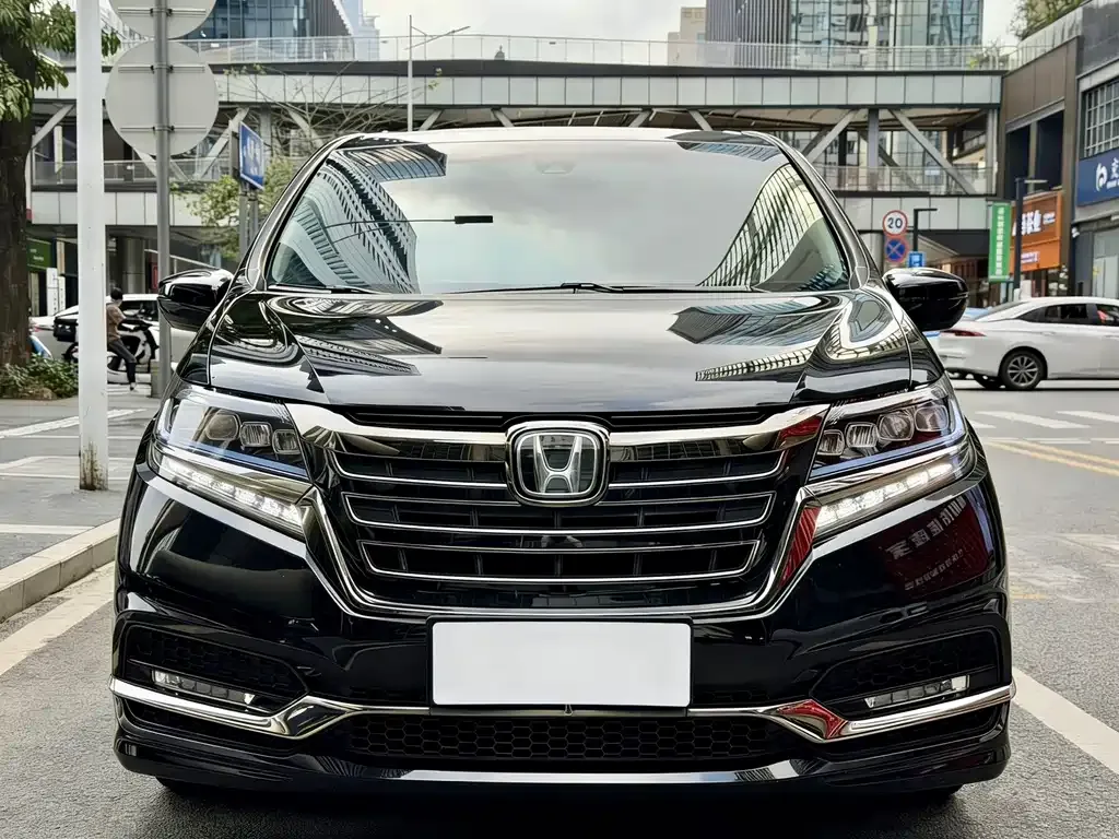 Honda Elysion 2021 из CN, фото 8