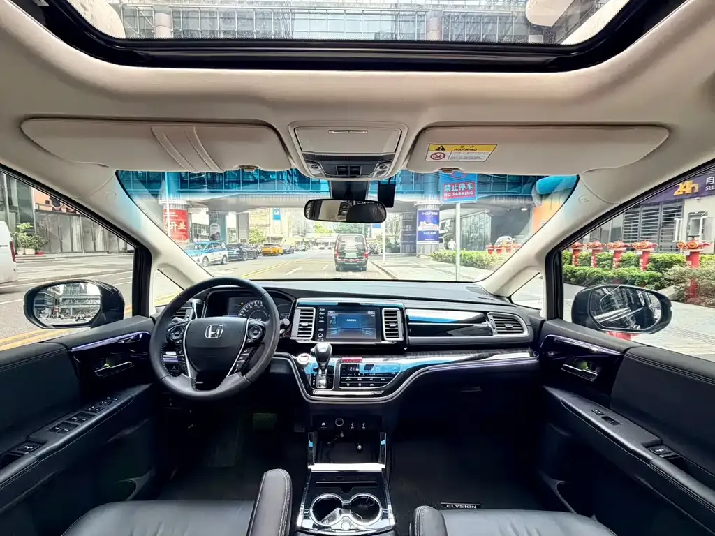 Honda Elysion 2021 из CN, фото 4