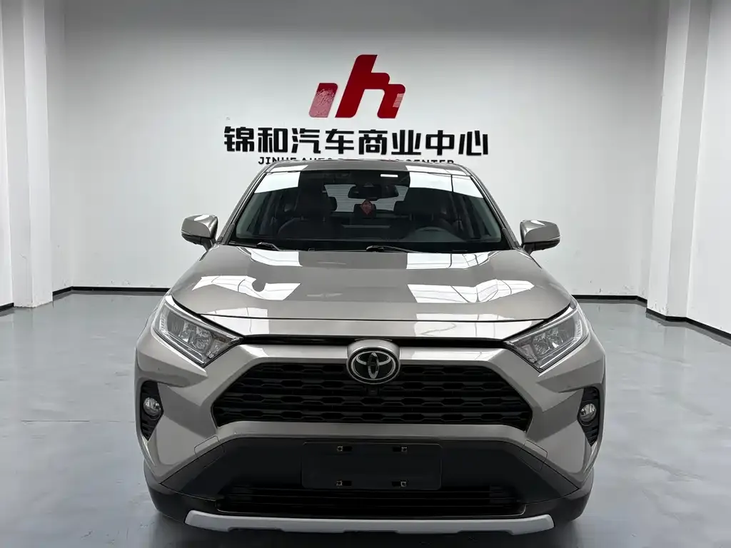 Toyota RAV4 2021 из CN, фото 3