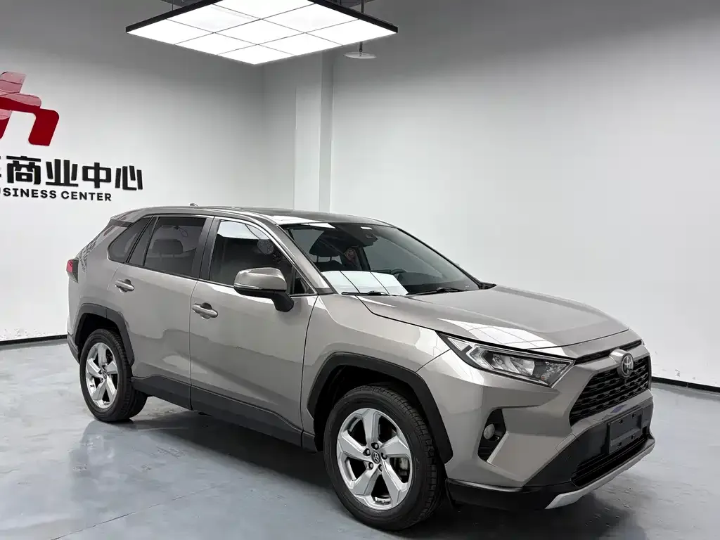 Toyota RAV4 2021 из CN, фото 9