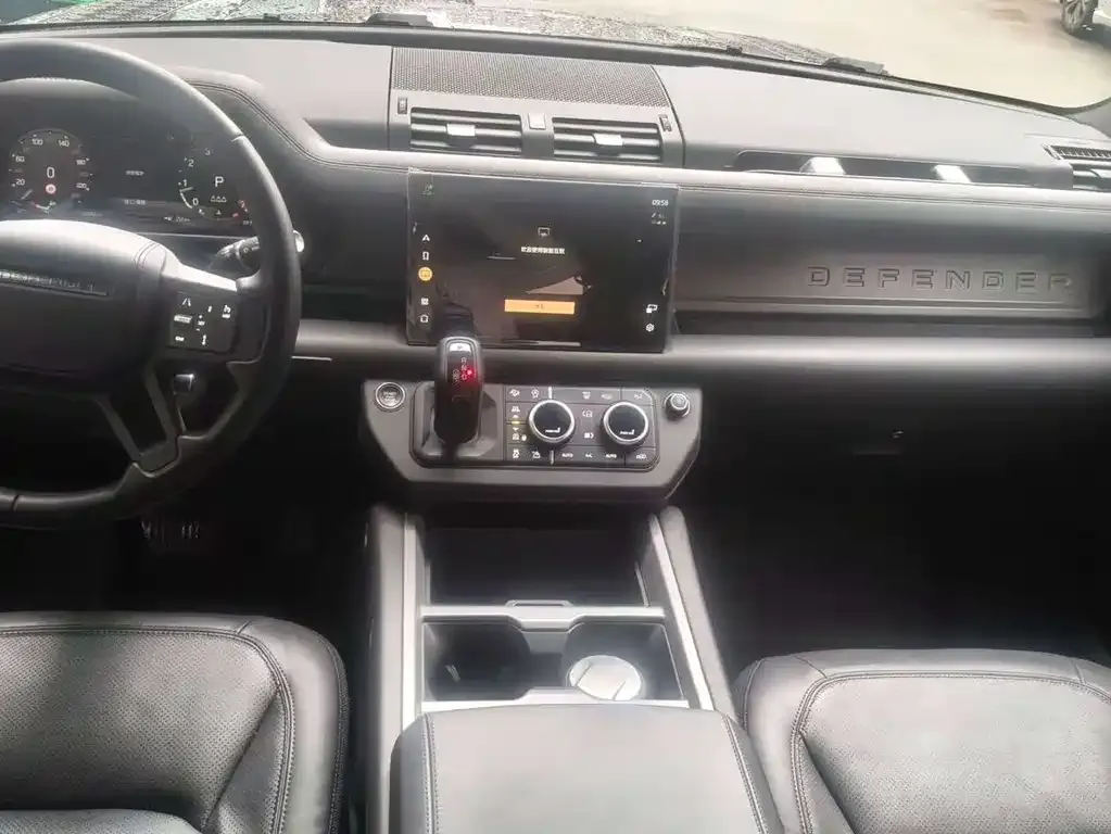Land Rover Defender 2025 из CN, фото 9