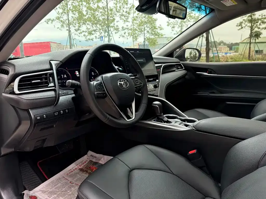 Toyota Camry 2022 из CN, фото 5