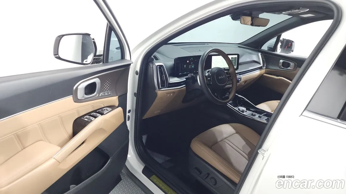 Kia Sorento — фото 8