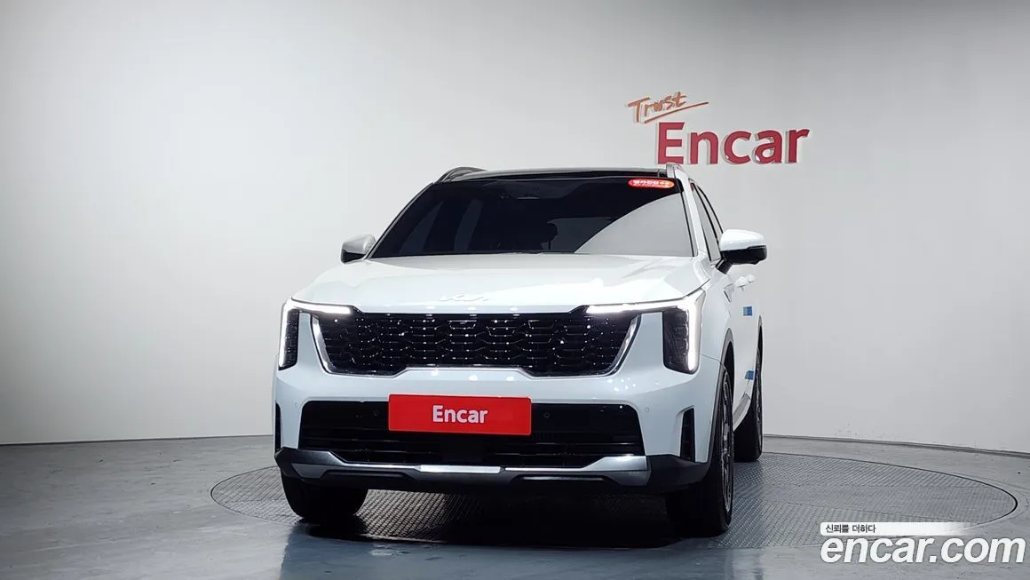 Kia Sorento — фото 6