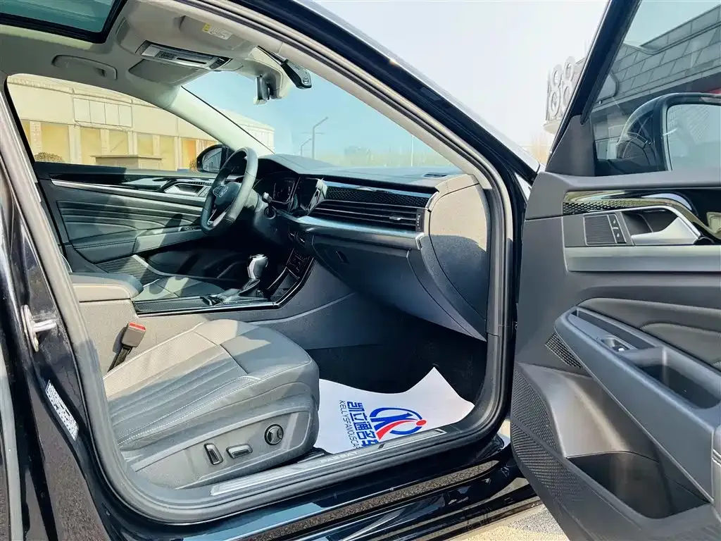 Volkswagen Passat 2024 из CN, фото 8