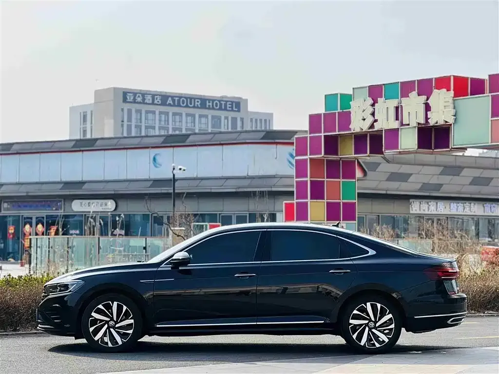 Volkswagen Passat 2024 из CN, фото 3