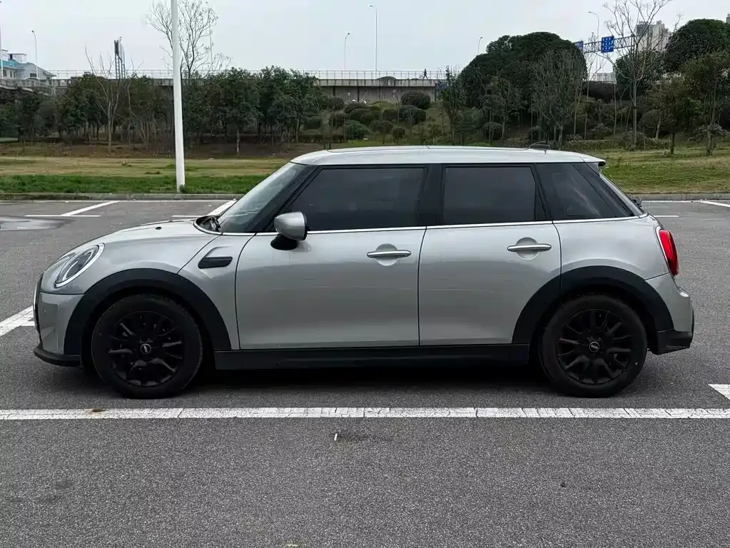 MINI Cooper (3-door) 2023 из CN, фото 5