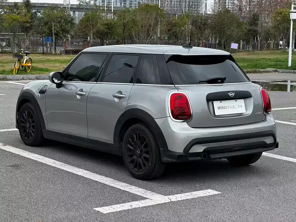 MINI Cooper (3-door) 2023 из CN, фото 10
