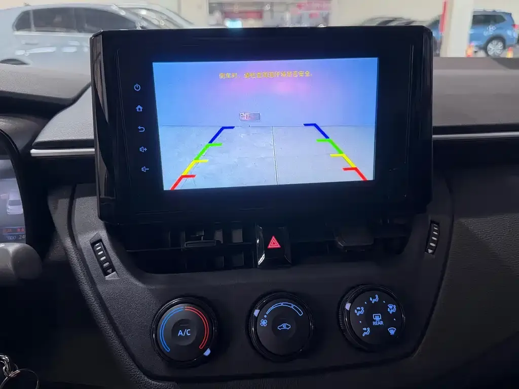 Toyota Corolla 2023 из CN, фото 8