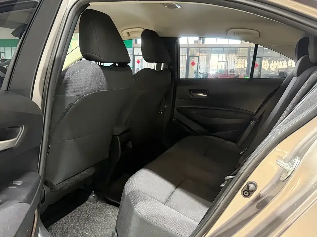 Toyota Corolla 2023 из CN, фото 6