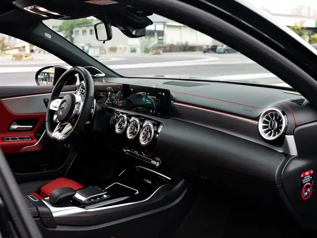 Mercedes-Benz A-Class AMG 2023 из CN, фото 4