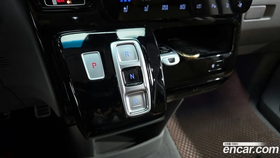 Hyundai Staria 2023 из KR, фото 6