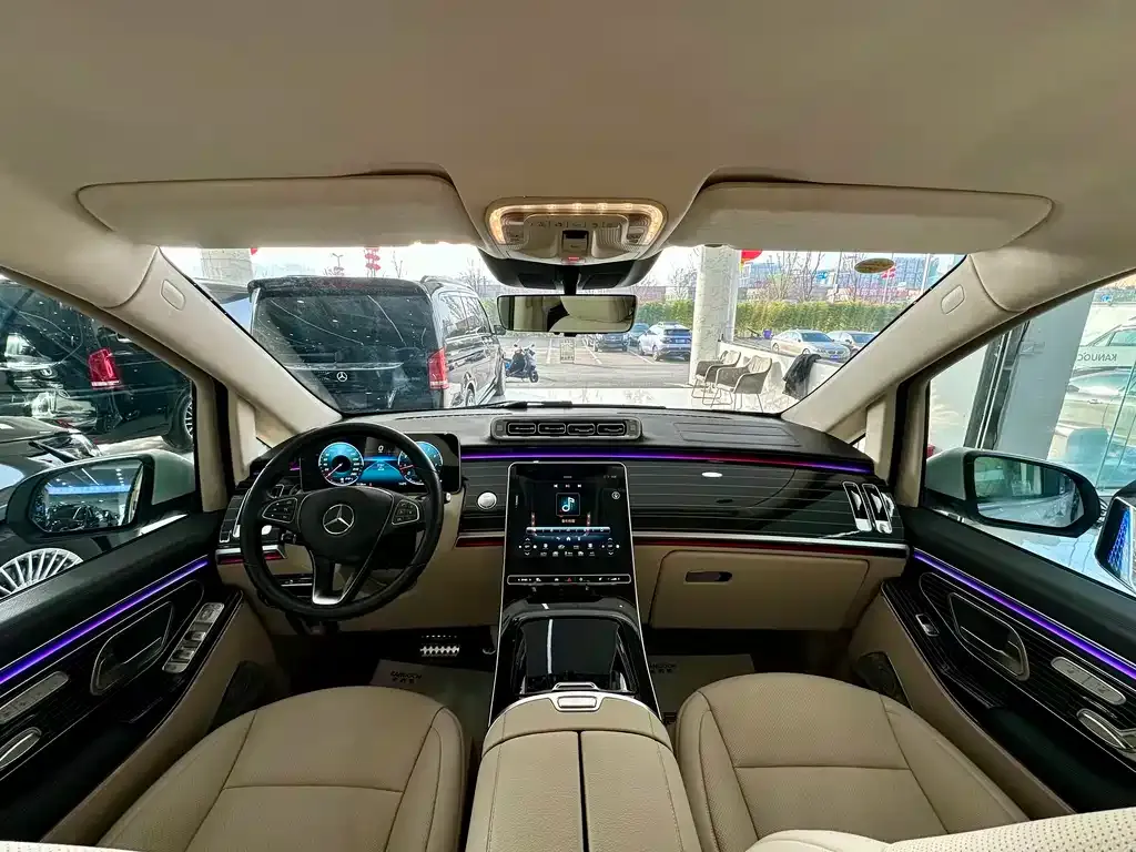 Mercedes-Benz V-Class 2022 из CN, фото 2