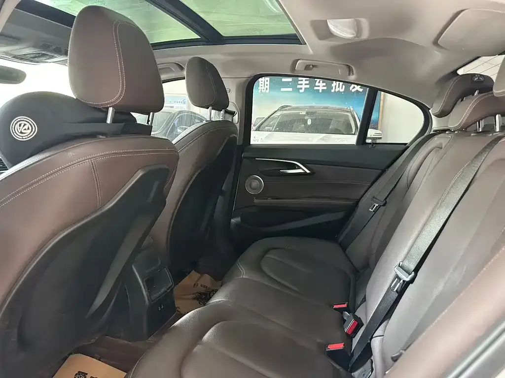 BMW 1 Series 2022 из CN, фото 5