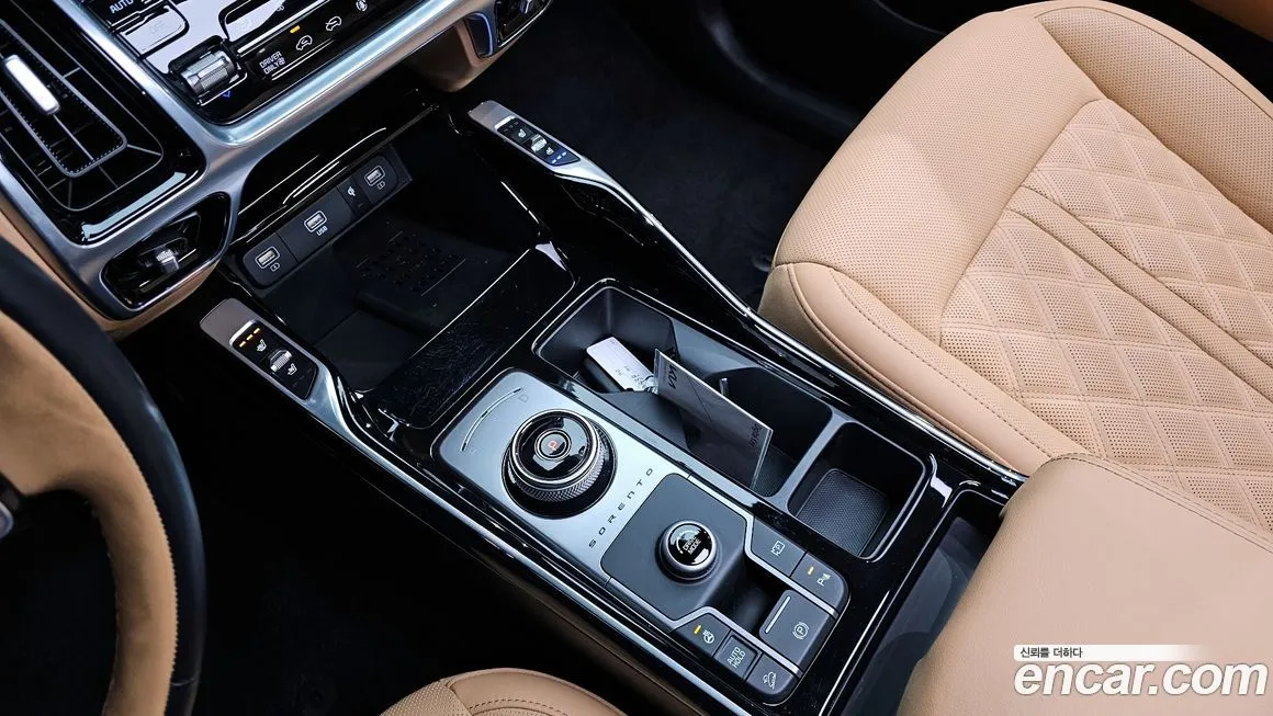 Kia Sorento — фото 10