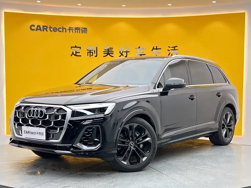 Audi Q7 2025 из CN, фото 1