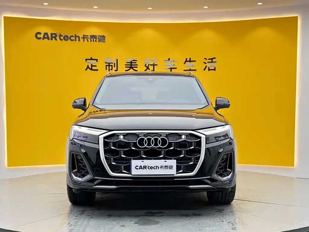 Audi Q7 2025 из CN, фото 6