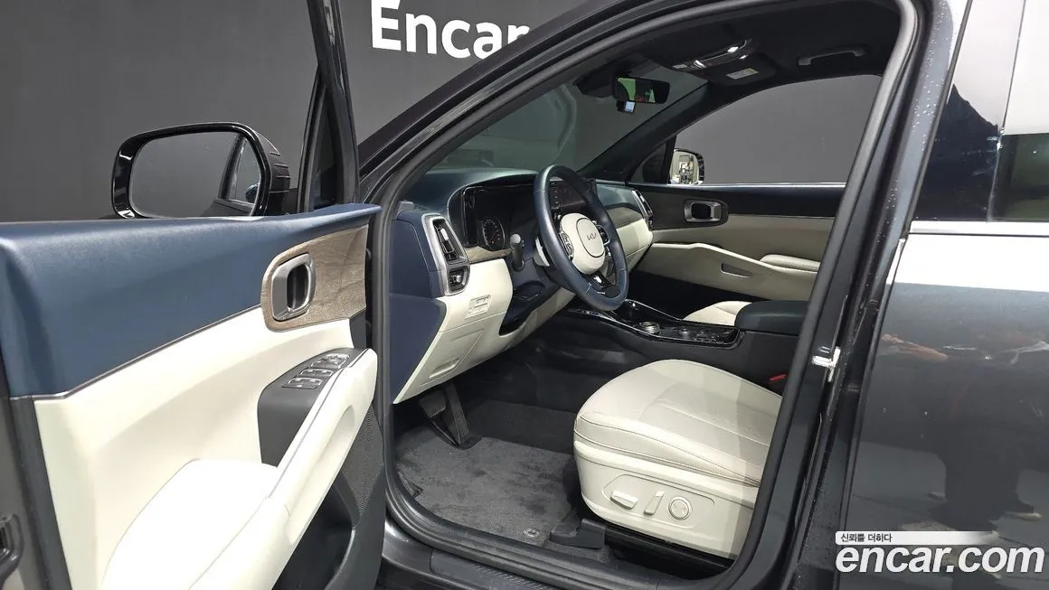 Kia Sorento — фото 9