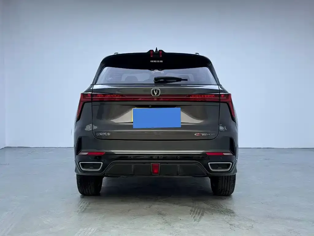 Changan CS75PLUS 2024 из CN, фото 2