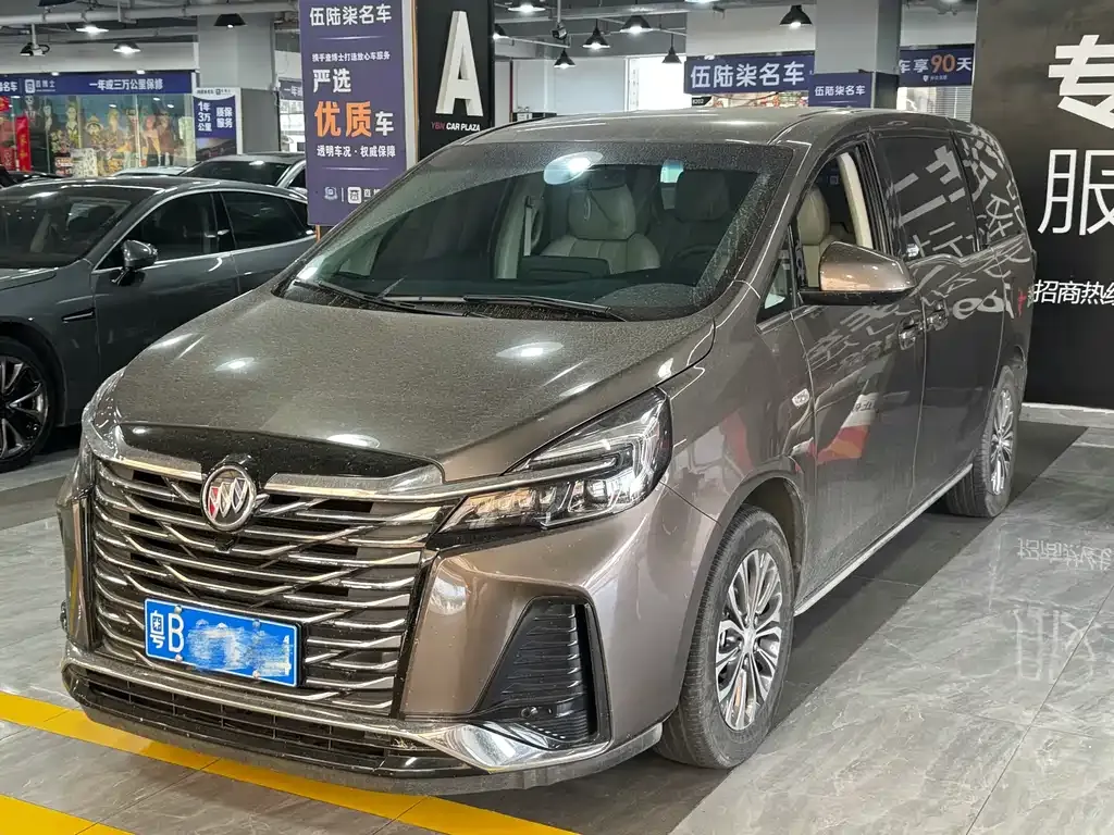 Buick GL8 2023 из CN, фото 1