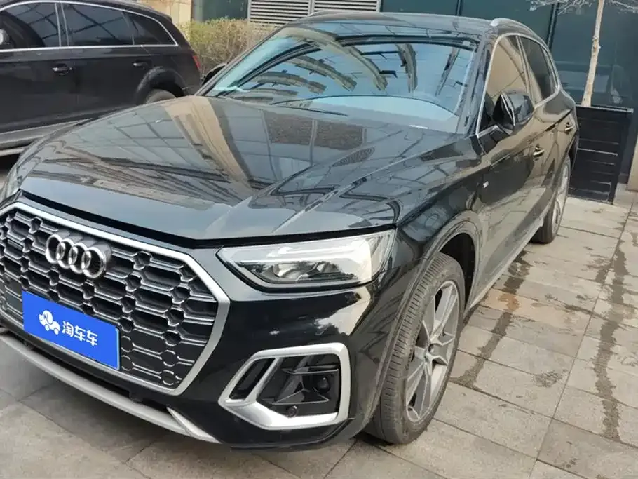 Audi Q5L 2022 из CN, фото 1