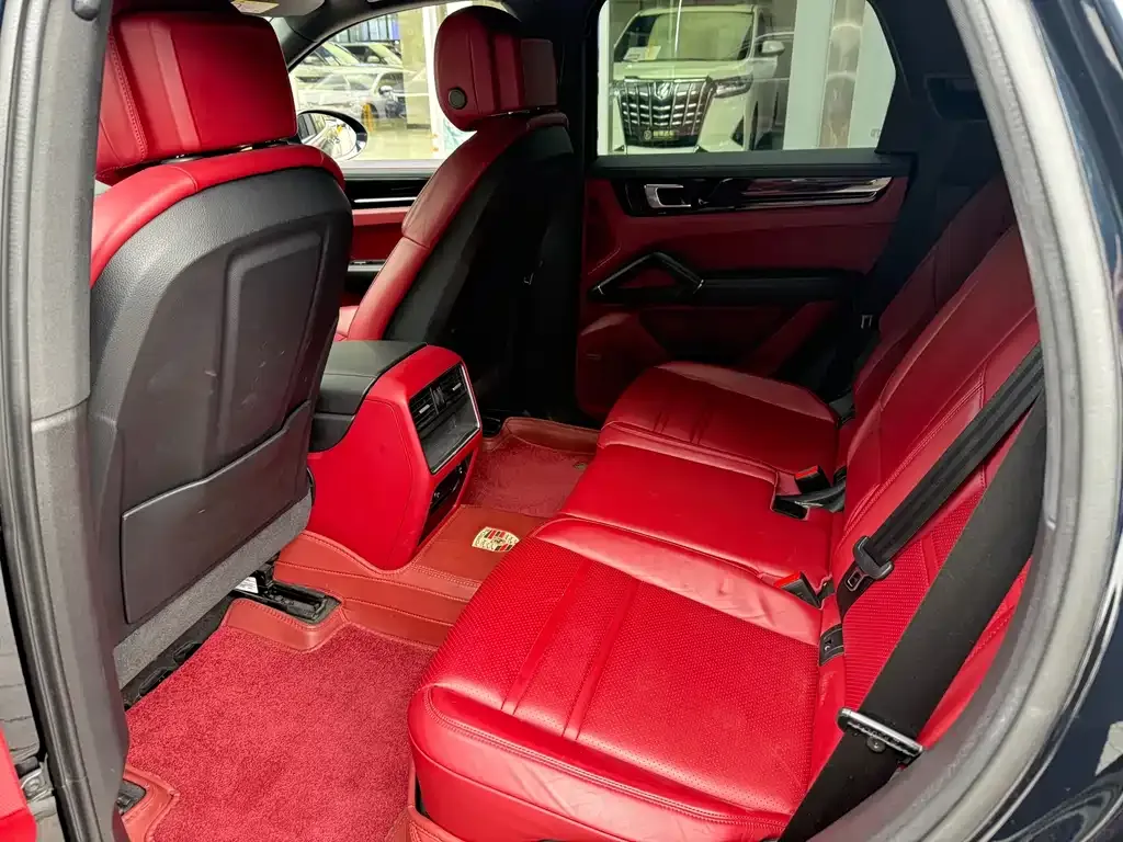 Porsche Cayenne 2021 из CN, фото 6