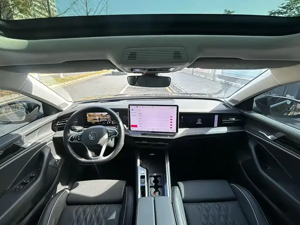 Volkswagen Magotan 2024 из CN, фото 8