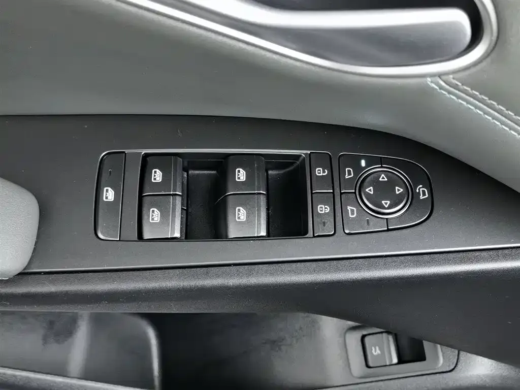 BYD Qin L 2025 из CN, фото 9