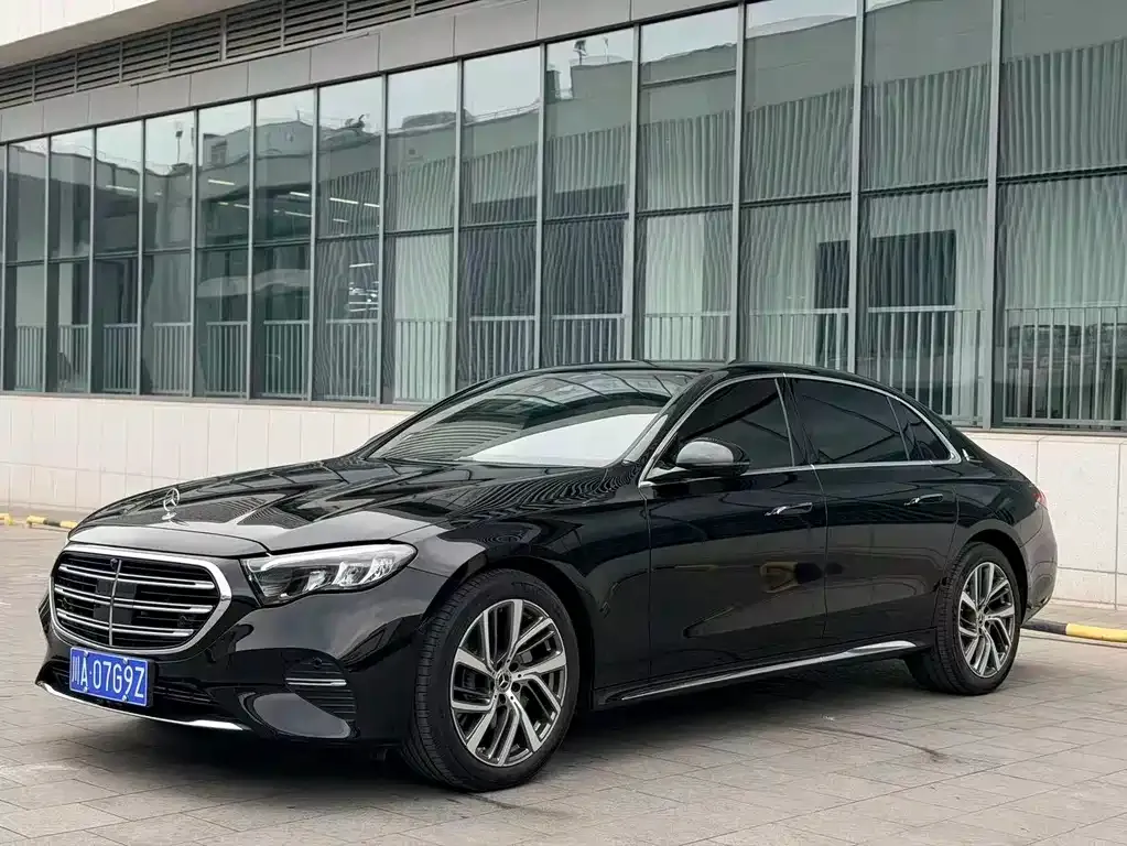Mercedes-Benz E-Class 2025 из CN, фото 1