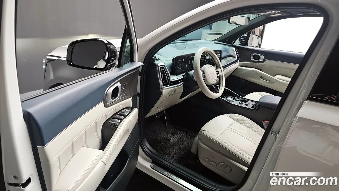 Kia Sorento — фото 7